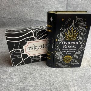 OwlCrate Shades of Magic Vol 4 Book Tin Osaron Rises VE Schwab Black‎ London